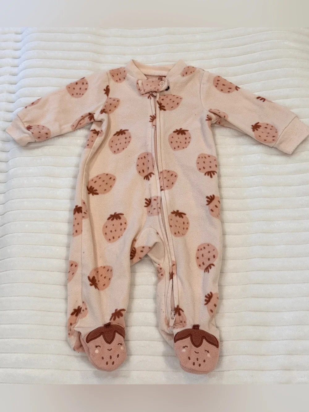 Baby Onesie bundle 3 to 6 months, 6 onesies